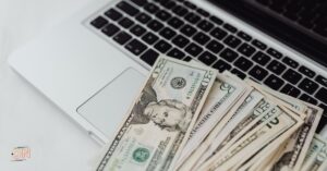 acciones concretas ganar dinero por internet